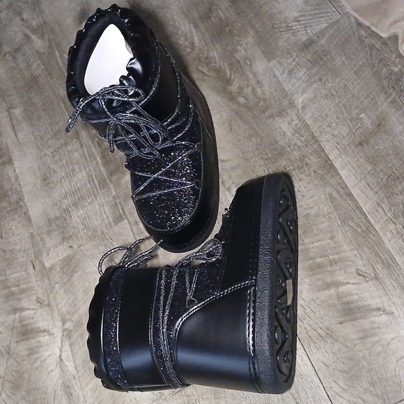 NWT 🌙 black midnight glitter moon boots size 8 - Picture 4 of 17